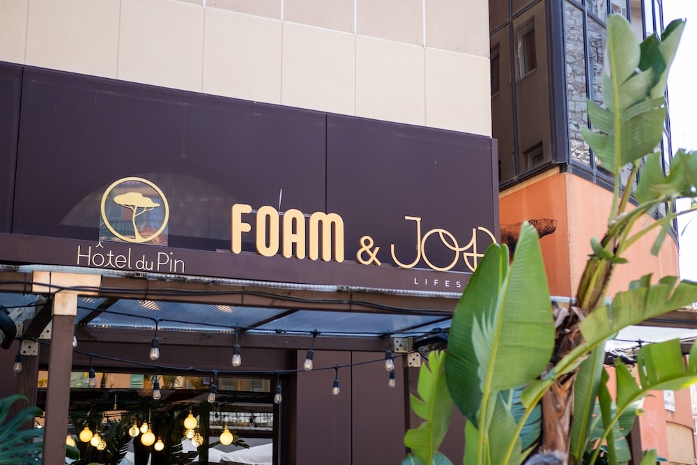 숙박 시설 정면