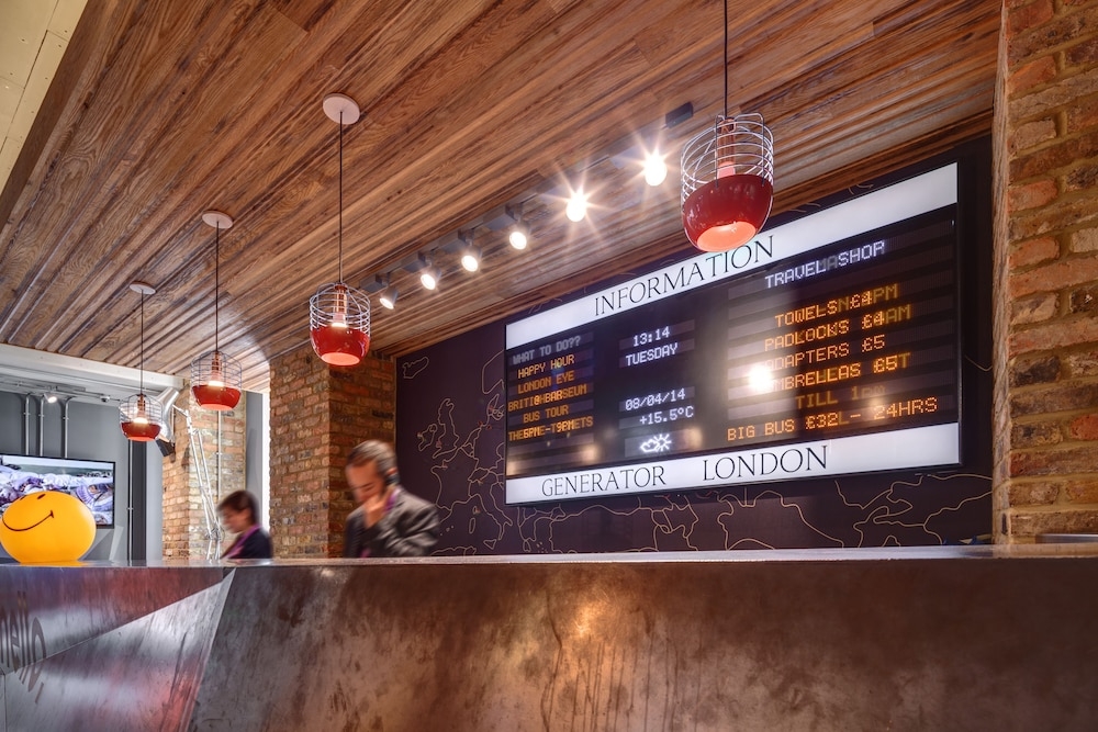 체크인/체크아웃 키오스크