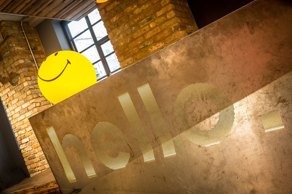 콘시어지 데스크