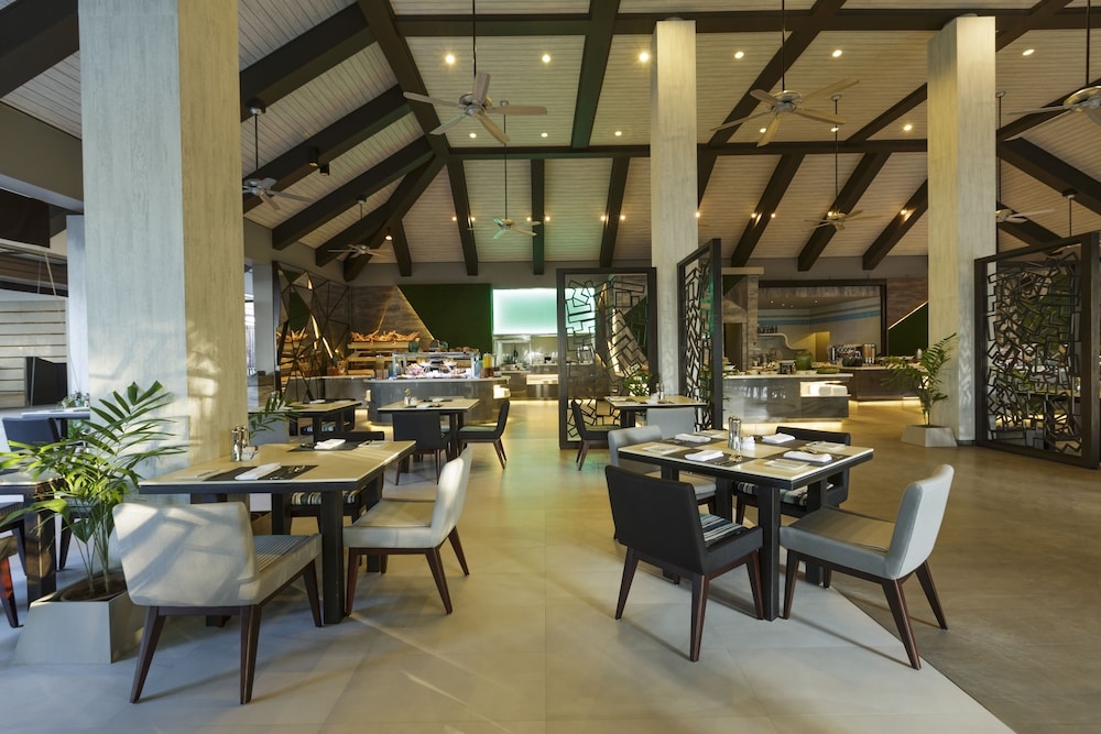 뷔페 아침 식사