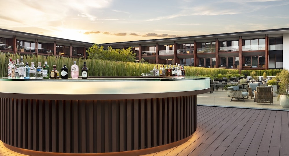 바(숙박 시설 내)