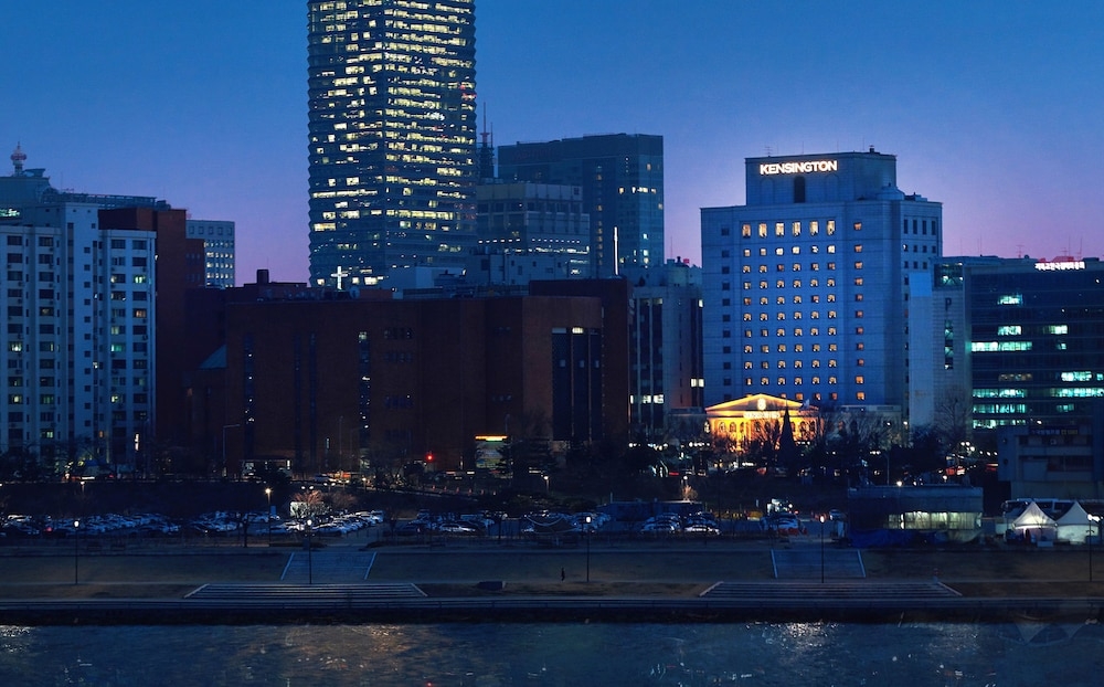 숙박 시설 구내