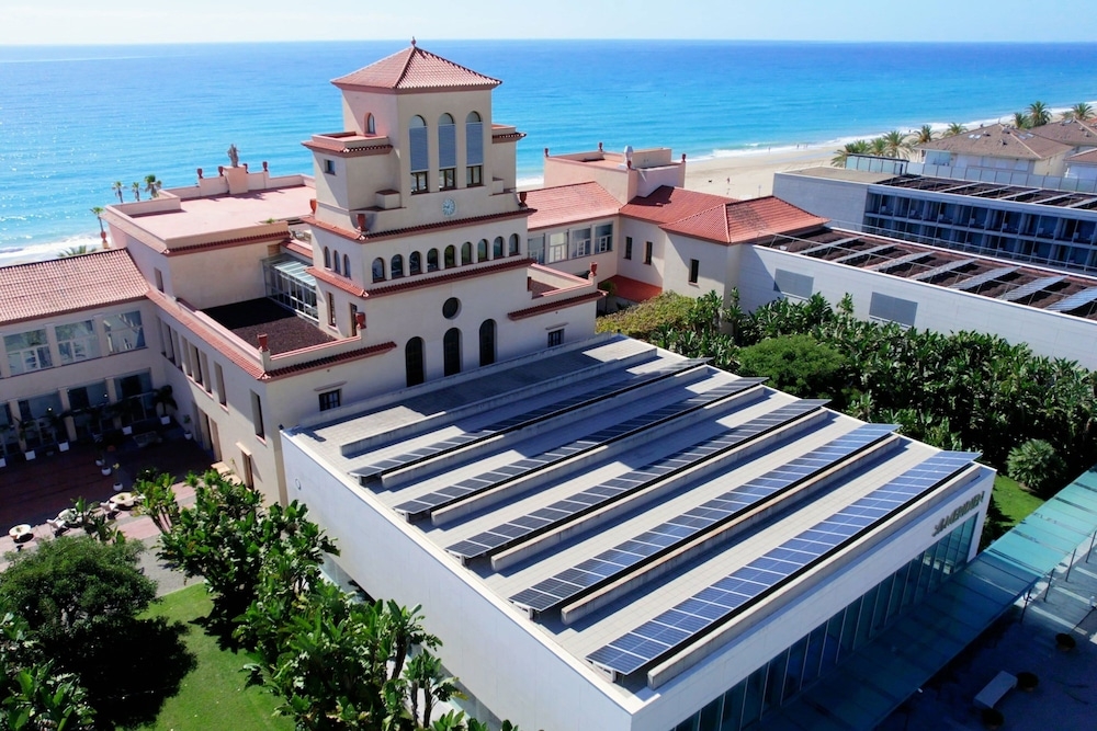 숙박 시설 내 편의 시설/서비스