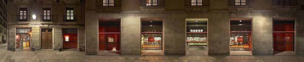 숙박 시설 입구