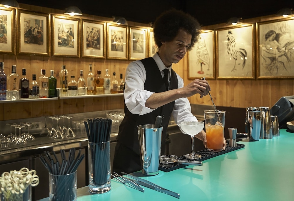 바(숙박 시설 내)