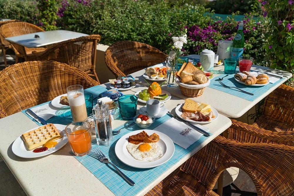 뷔페 아침 식사