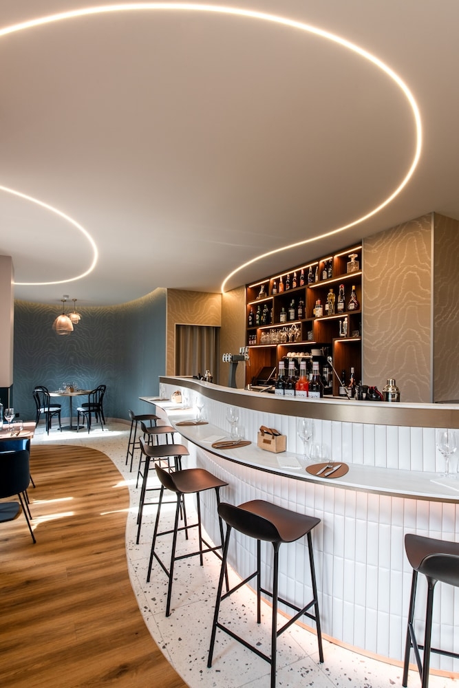 바(숙박 시설 내)