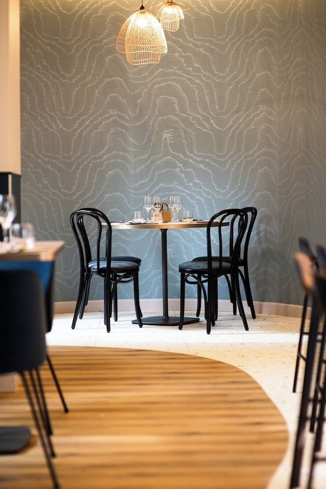 바(숙박 시설 내)