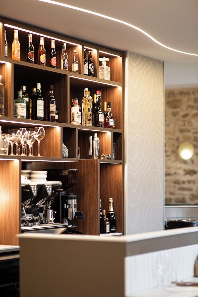 바(숙박 시설 내)