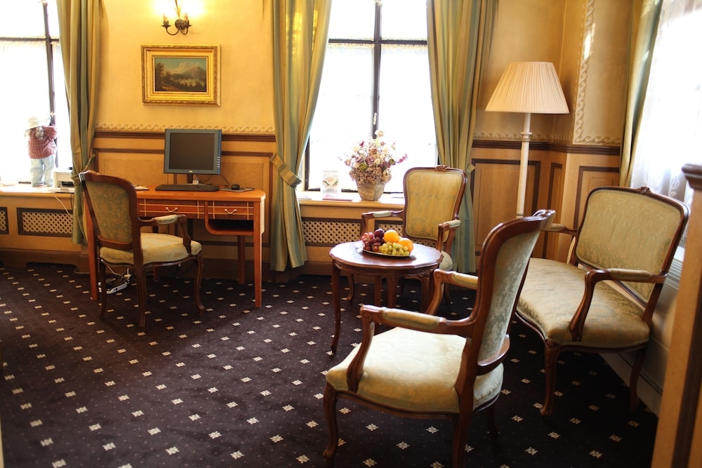 로비 좌석 공간