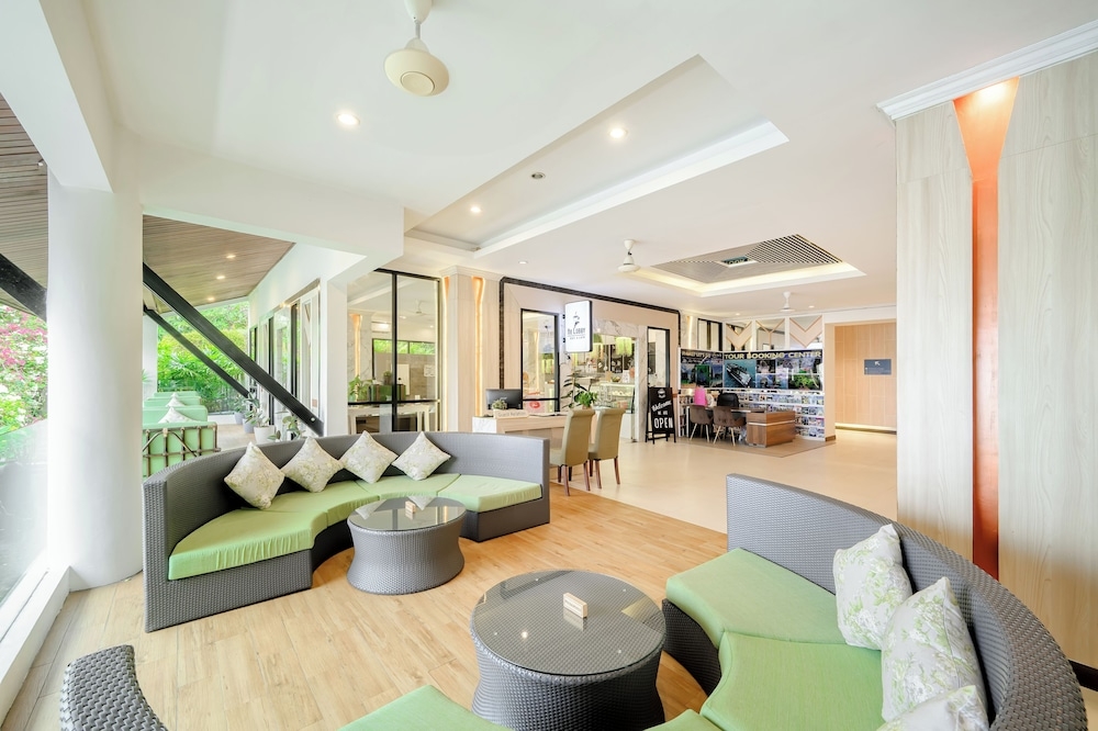 로비 좌석 공간