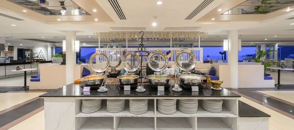 뷔페 아침 식사