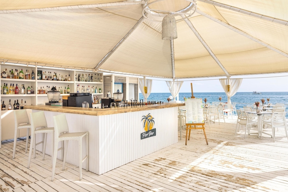 바(숙박 시설 내)