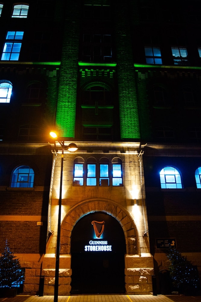 숙박 시설에서 보는 시내 전망