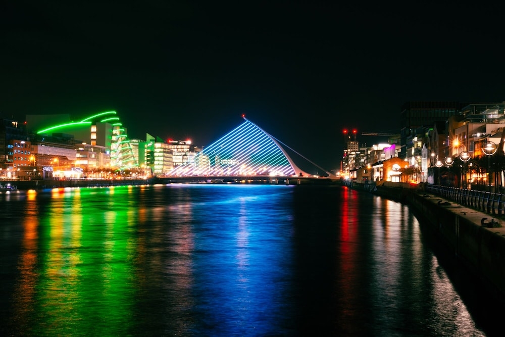 숙박 시설에서 보는 시내 전망