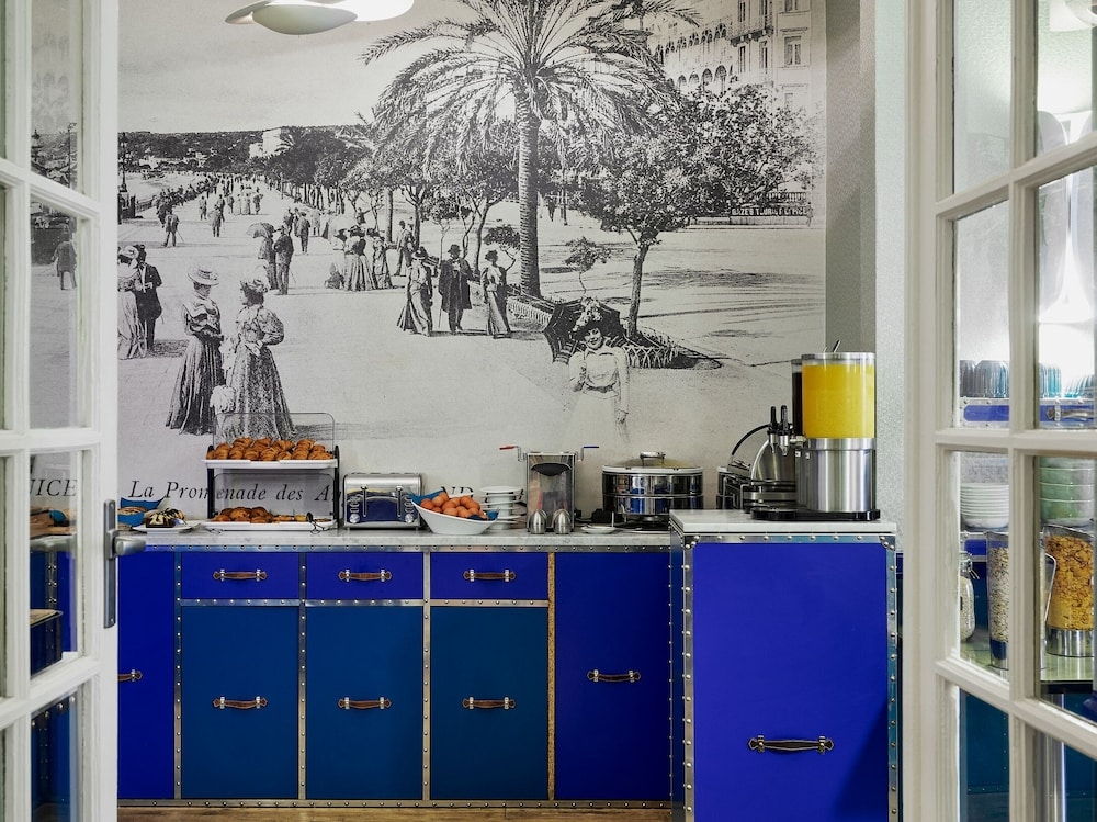 뷔페 아침 식사