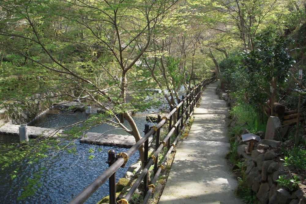 숙박 시설 구내