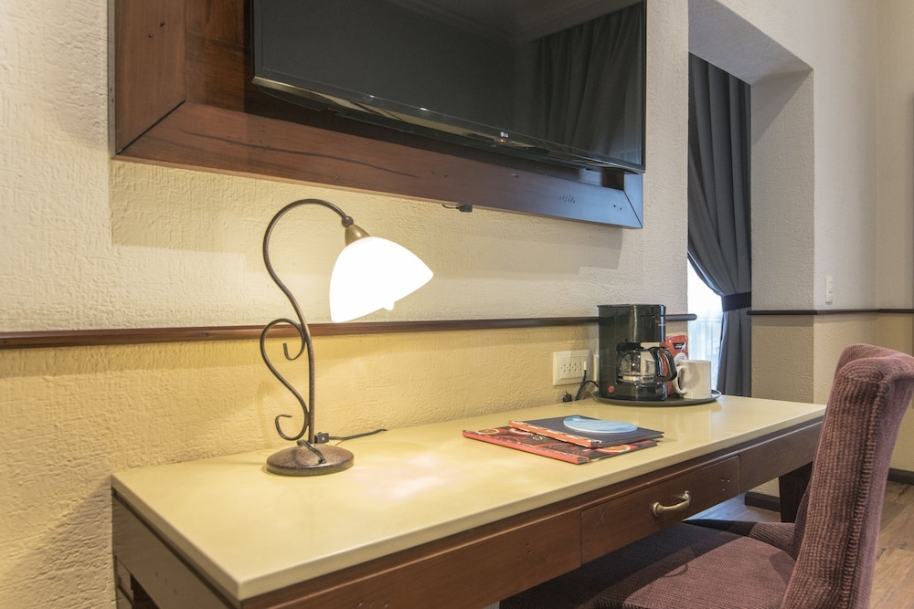 객실 내 비즈니스 센터