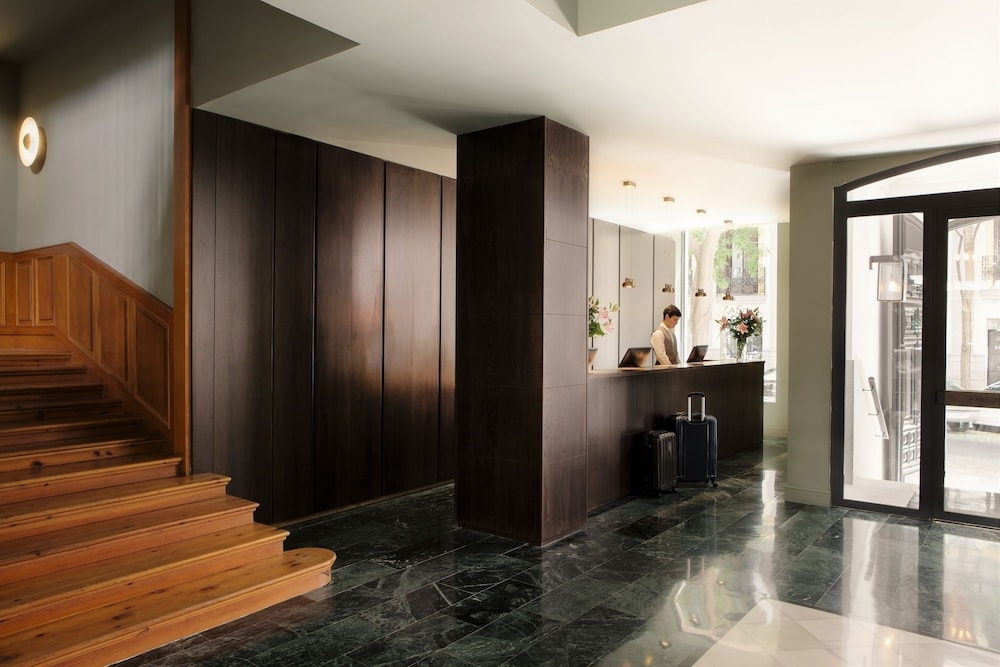 체크인/체크아웃 키오스크