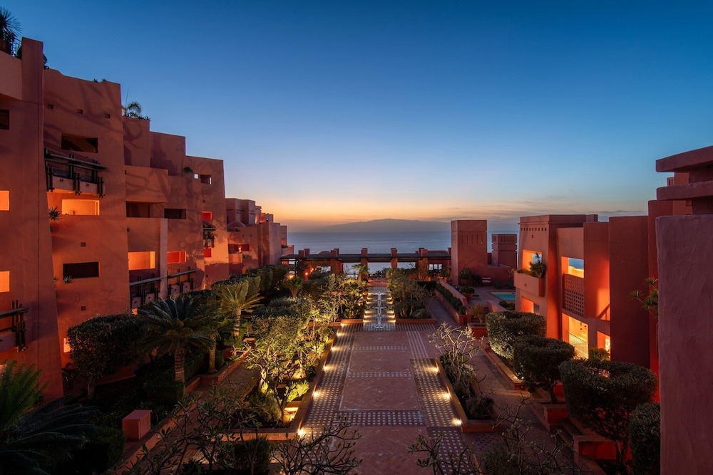 숙박 시설의 전망