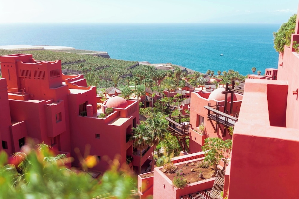 숙박 시설 내 편의 시설/서비스