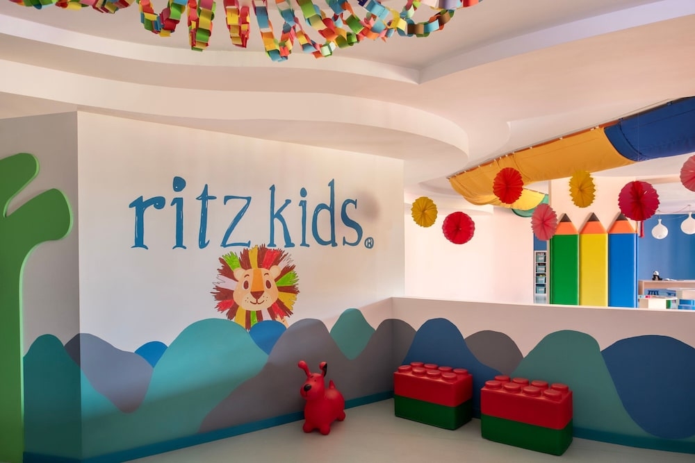 숙박 시설 내 편의 시설/서비스