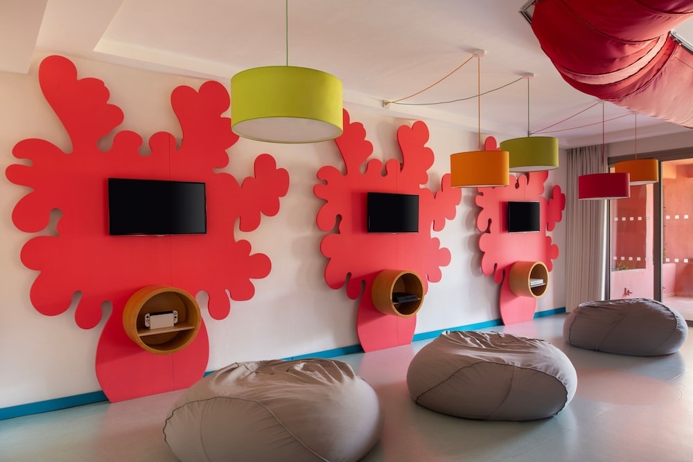 숙박 시설 내 편의 시설/서비스