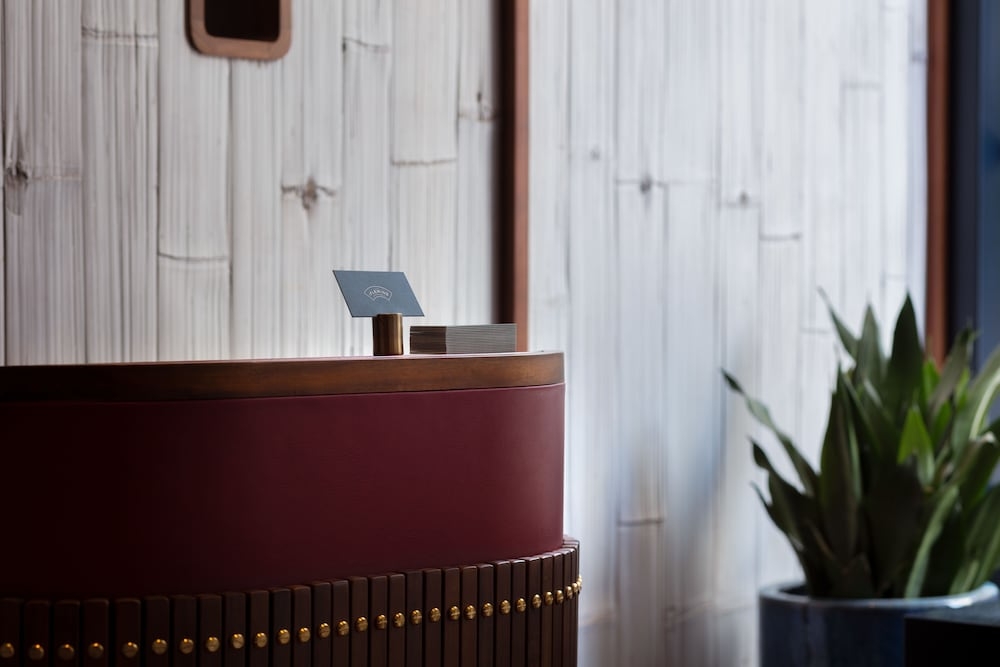 콘시어지 데스크