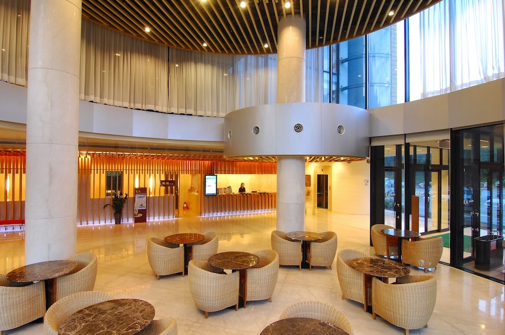 로비 좌석 공간