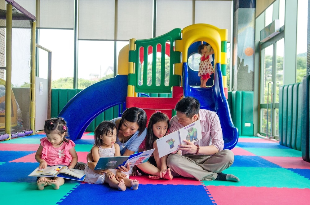 어린이 놀이 공간 - 실내