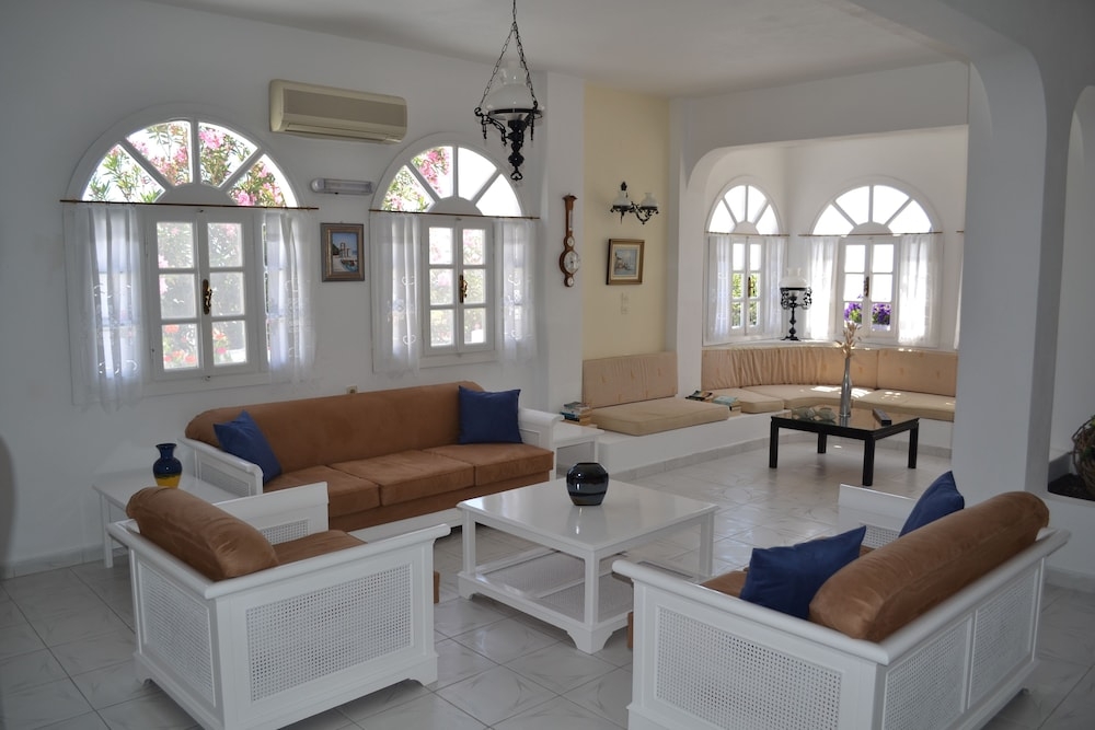 로비 좌석 공간