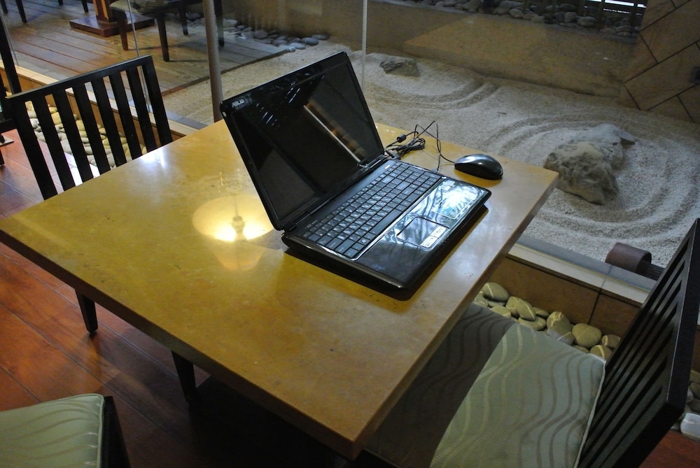 로비 좌석 공간