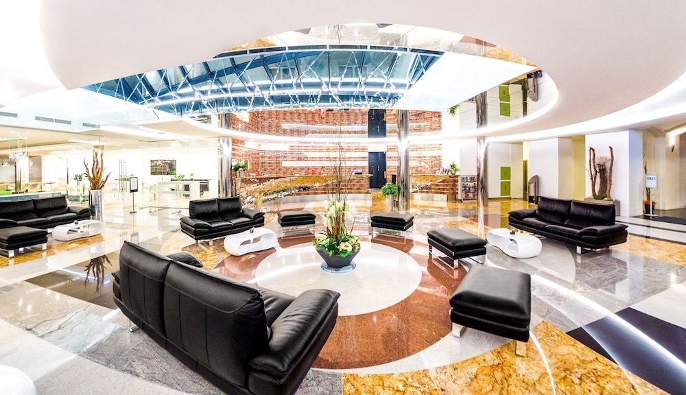 로비 좌석 공간