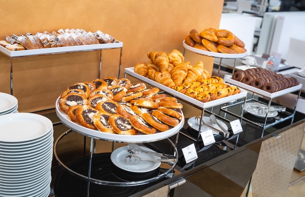 뷔페 아침 식사