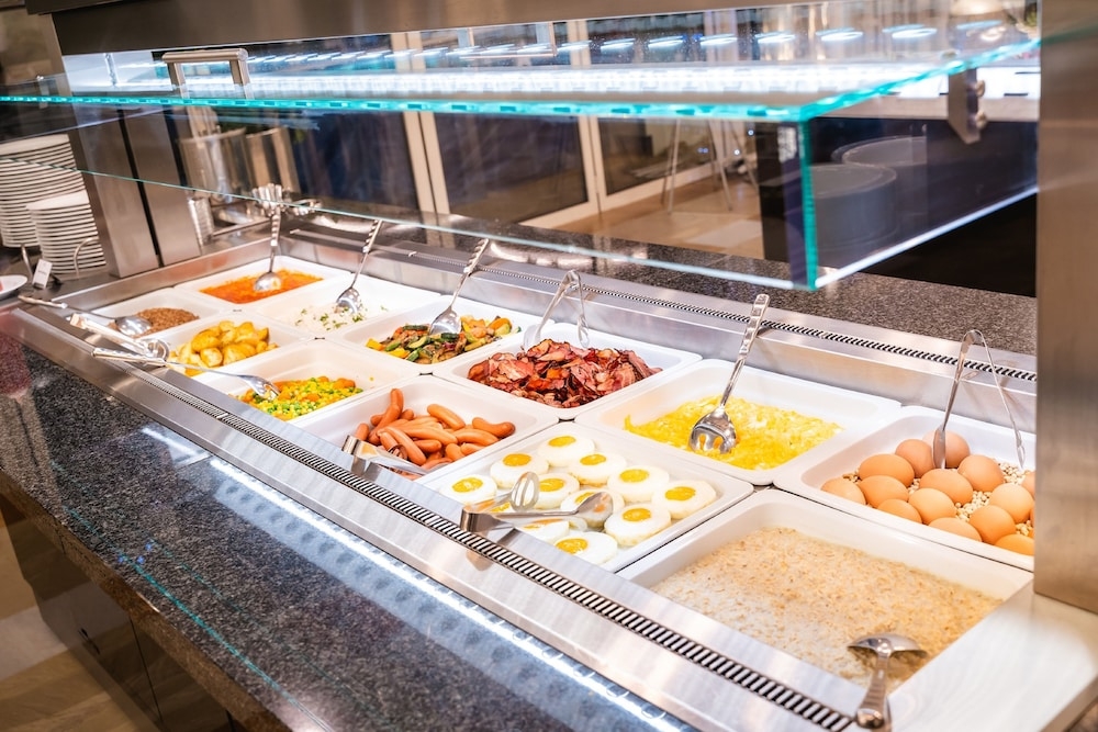 뷔페 아침 식사