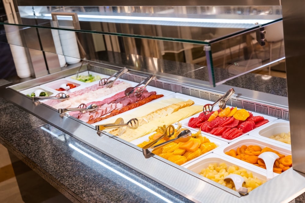 뷔페 아침 식사