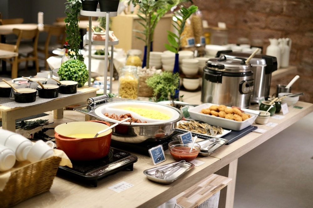 뷔페 아침 식사