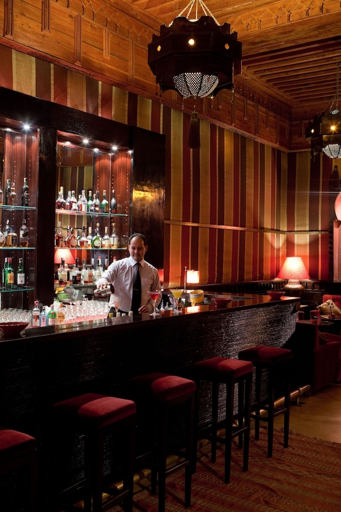 바(숙박 시설 내)