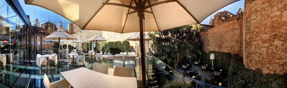 바(숙박 시설 내)