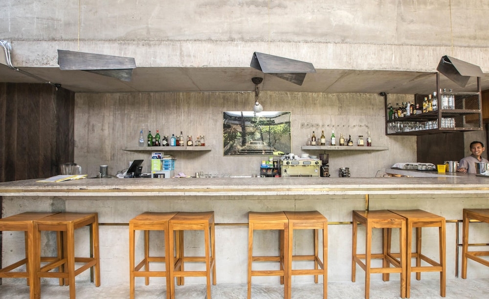 바(숙박 시설 내)