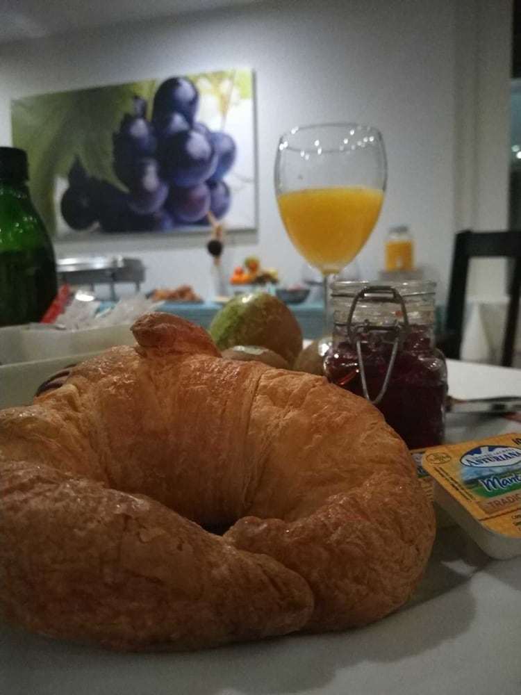 뷔페 아침 식사