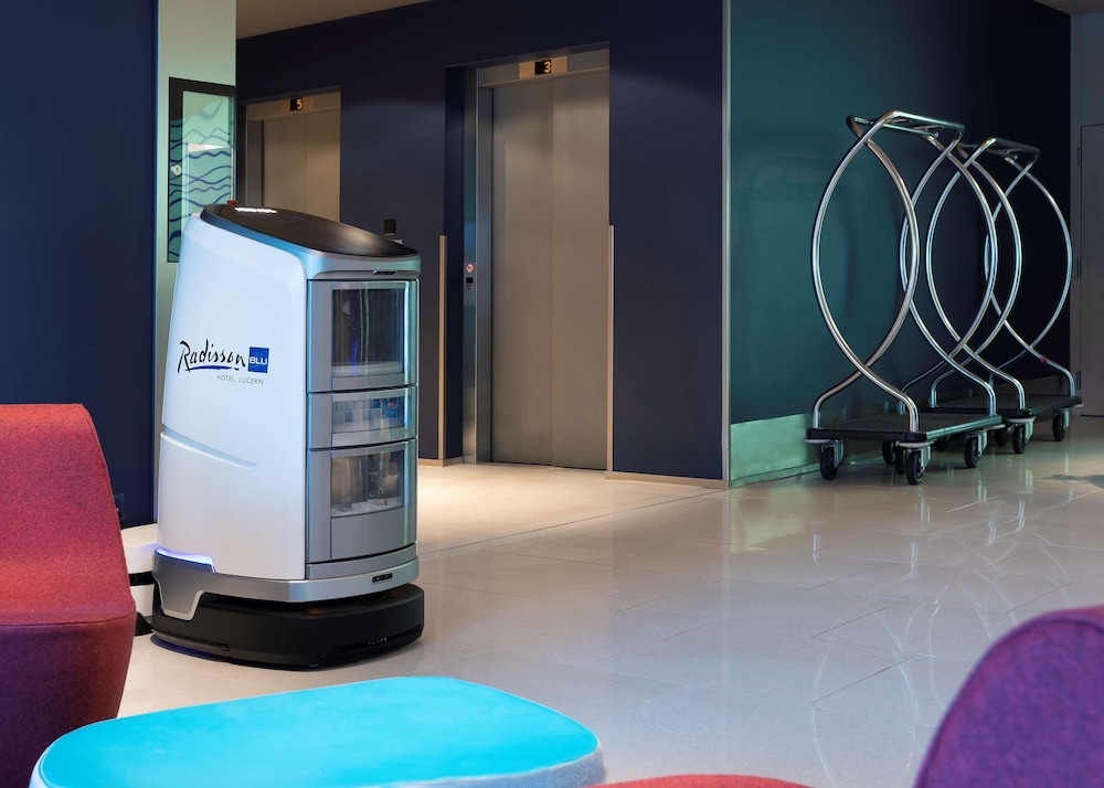 숙박 시설 내 편의 시설/서비스