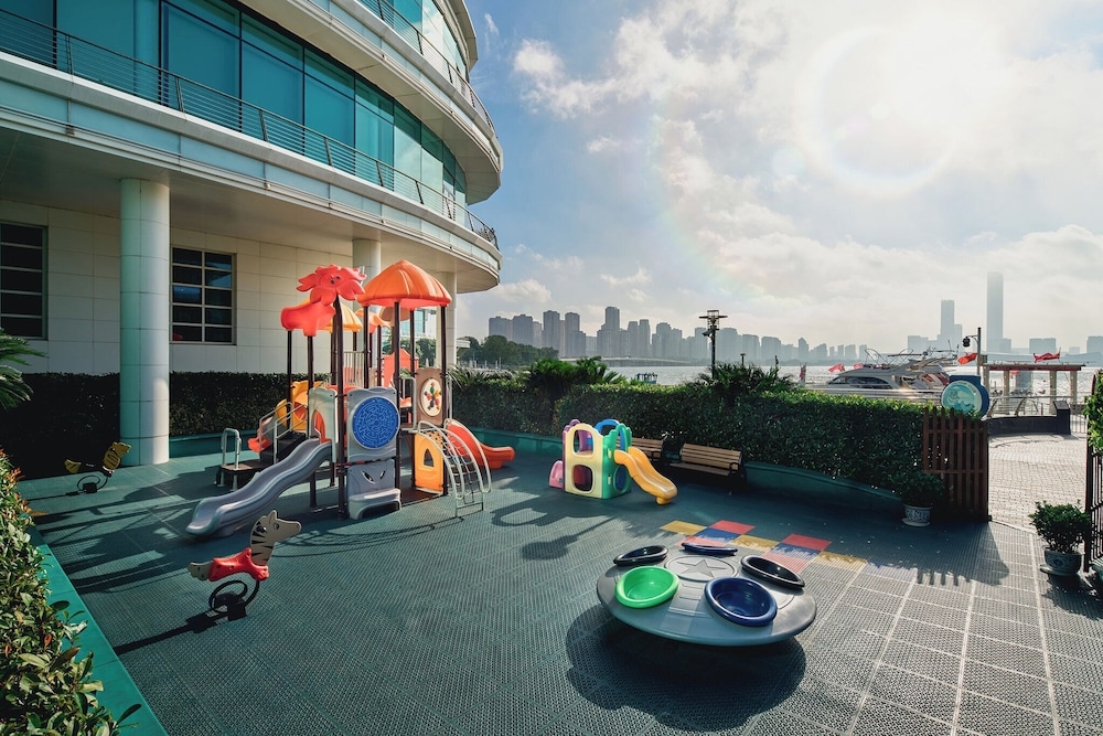 어린이 놀이 공간 - 야외