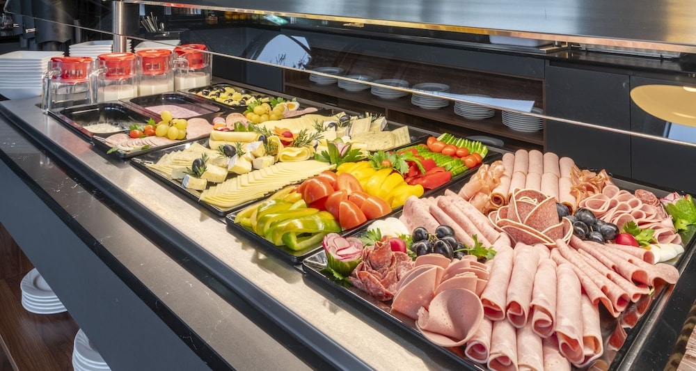 뷔페 아침 식사