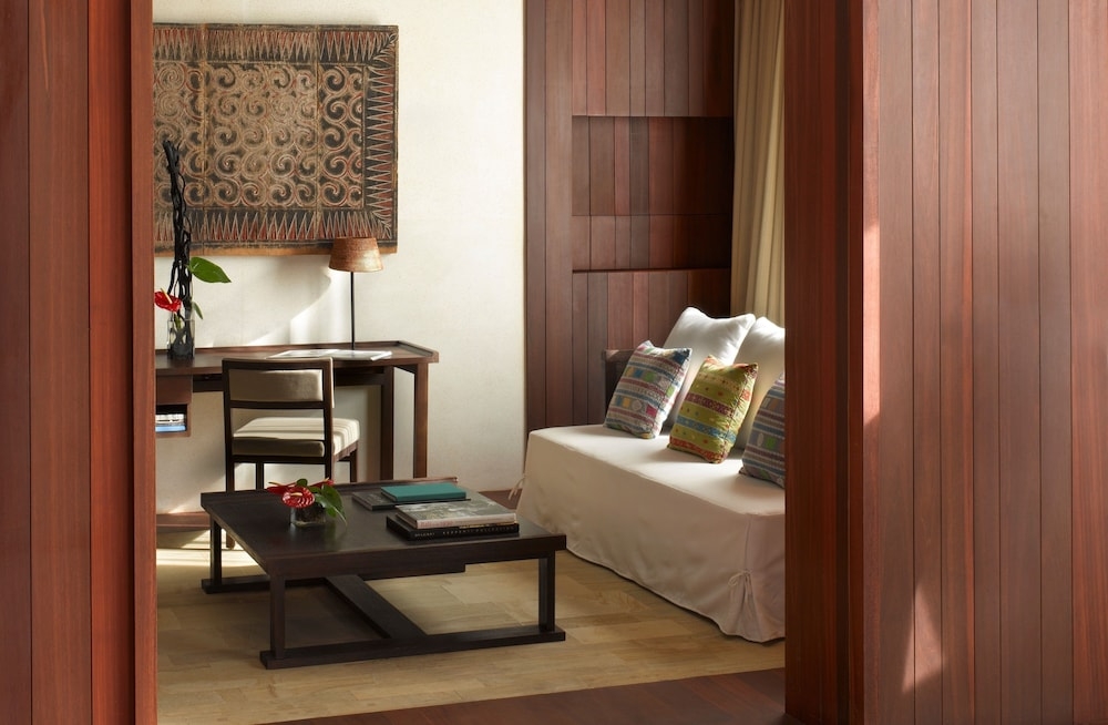 객실 내 비즈니스 센터