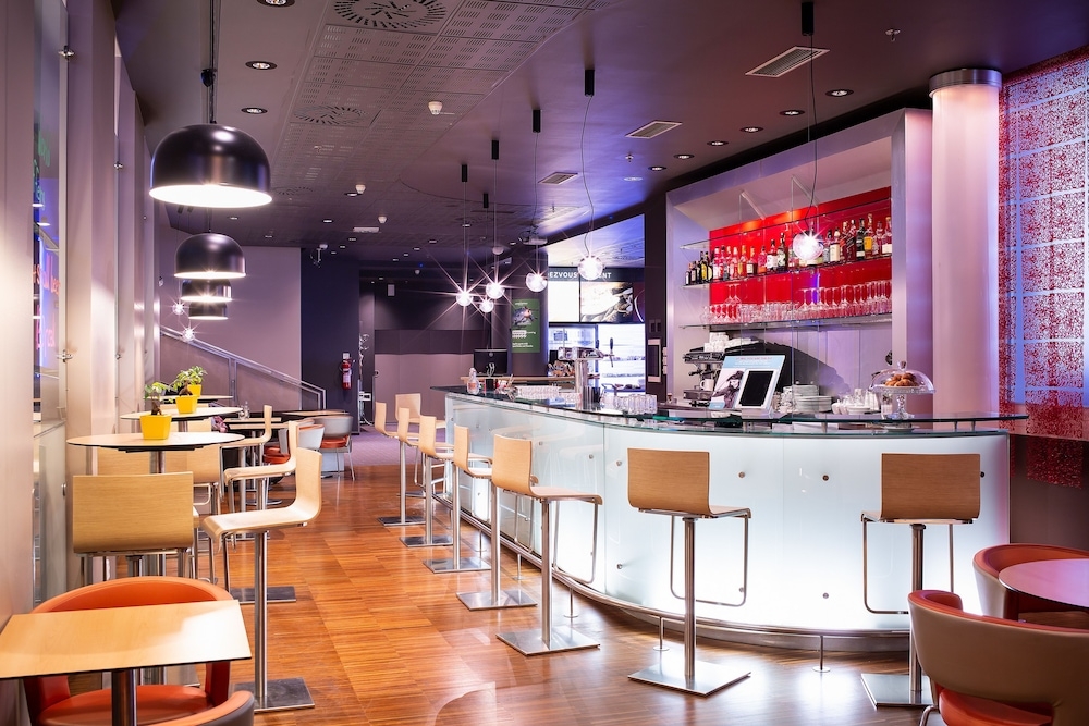 바(숙박 시설 내)