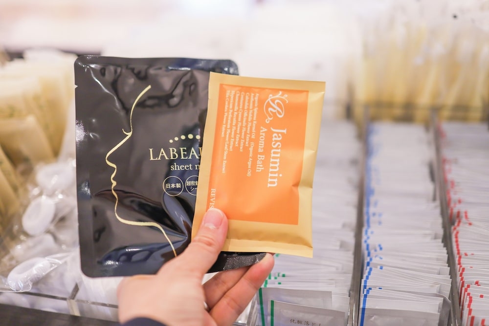 숙박 시설 내 편의 시설/서비스