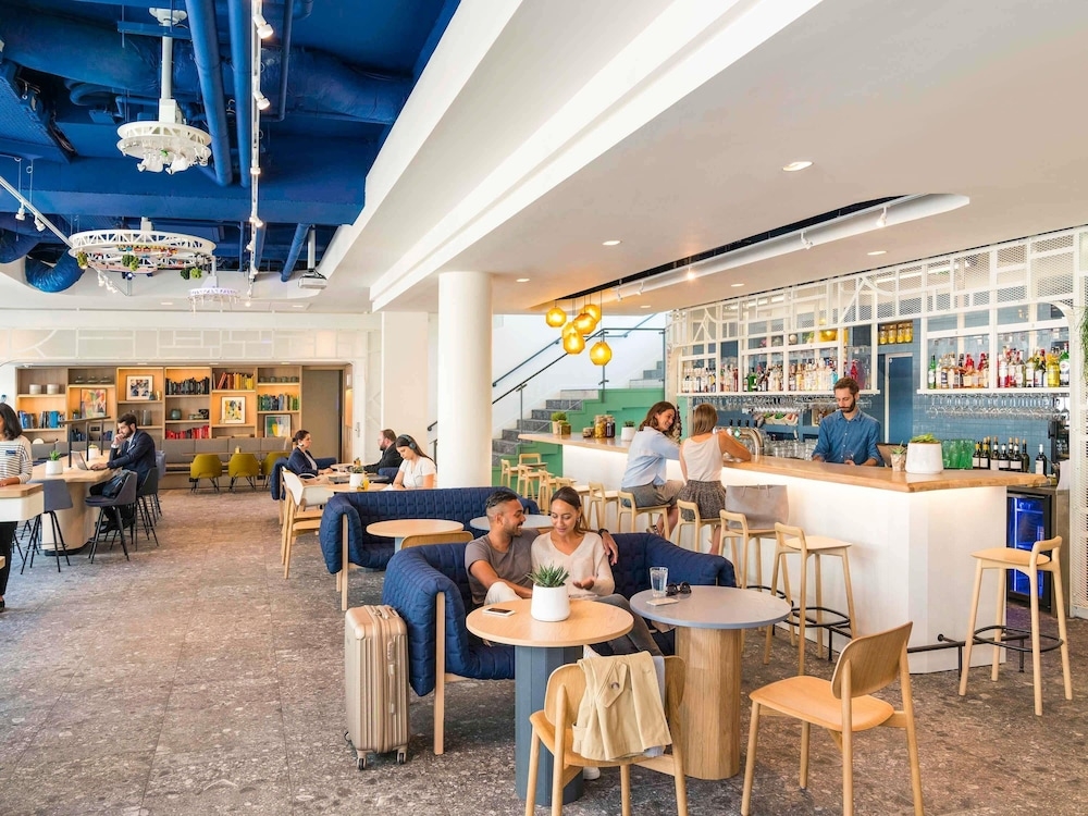 바(숙박 시설 내)