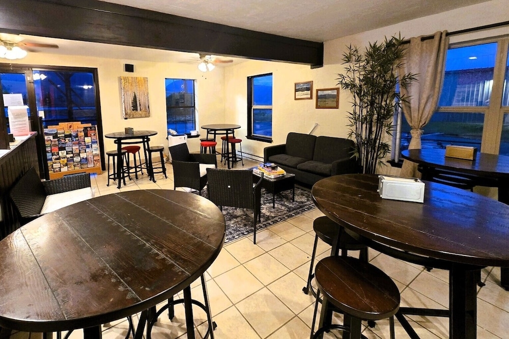 로비 좌석 공간