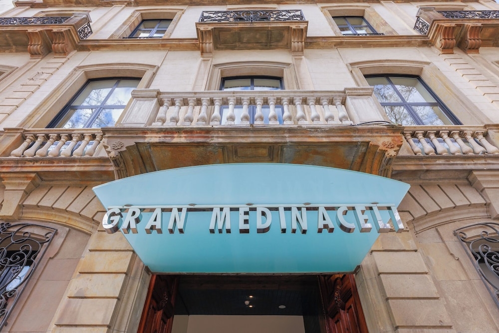 숙박 시설 정면